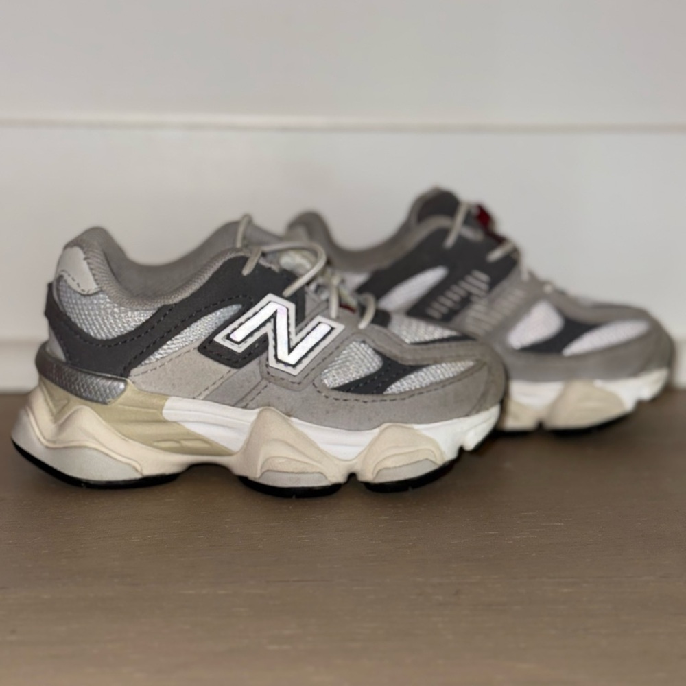 New Balance Kids' Gray and Cream Sneakers